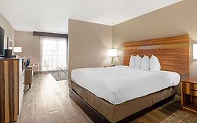 Best Western Cedar Inn & Suites